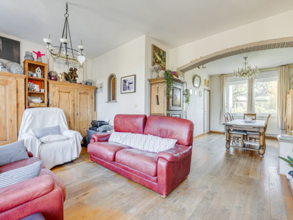 Maison à vendre à Sint-Pieters-Leeuw